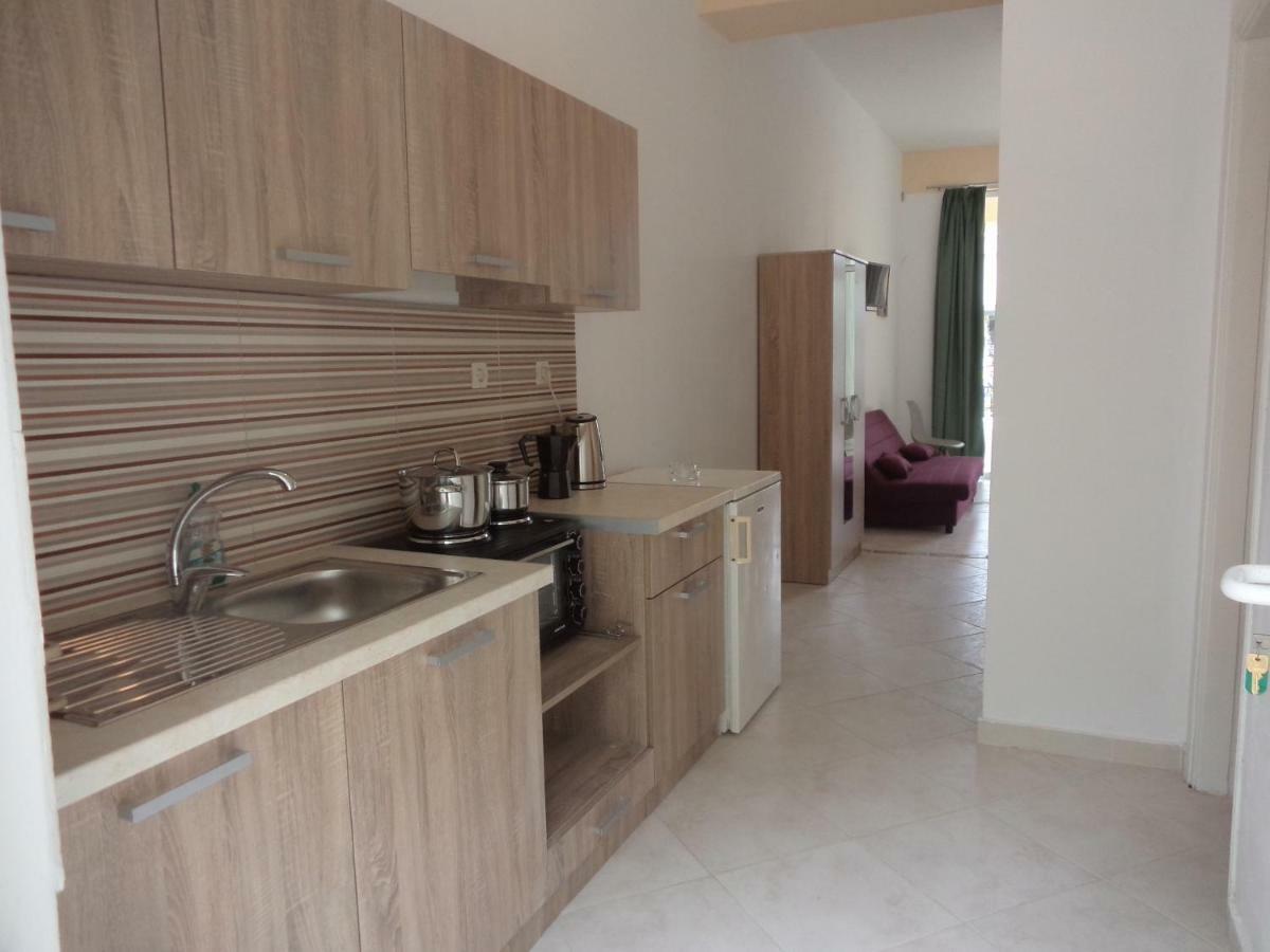 Agios Sostis  Katerina Apartments Near The Sea מראה חיצוני תמונה